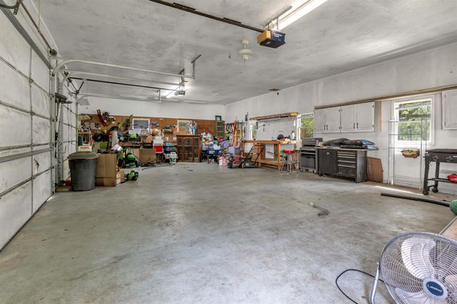 3105 IVY DR, Eads, TN 38028