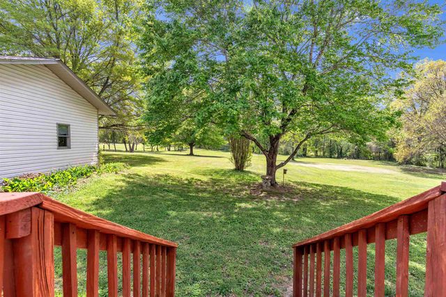 3105 IVY DR, Eads, TN 38028