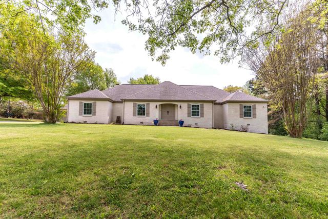 3105 IVY DR, Eads, TN 38028