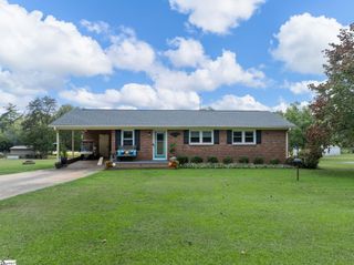 12 Lister Road, Taylors, SC 29687