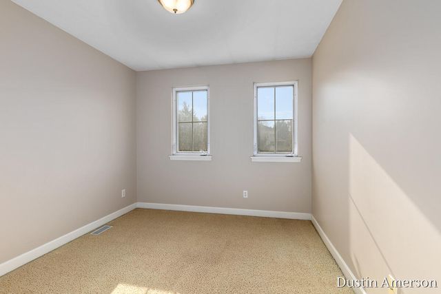 8468 N Center Park Drive 4, Byron Twp, MI 49315