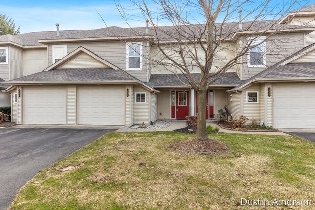 8468 N Center Park Drive 4, Byron Twp, MI 49315