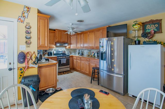 2209 10TH Street, Brownwood, TX 76801