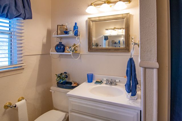 2209 10TH Street, Brownwood, TX 76801