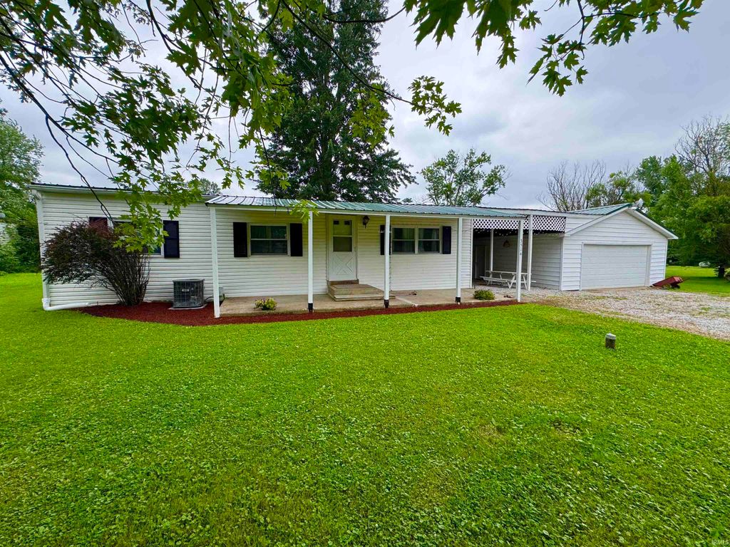 3514 W Mill Creek Drive, Kingman, IN 47932