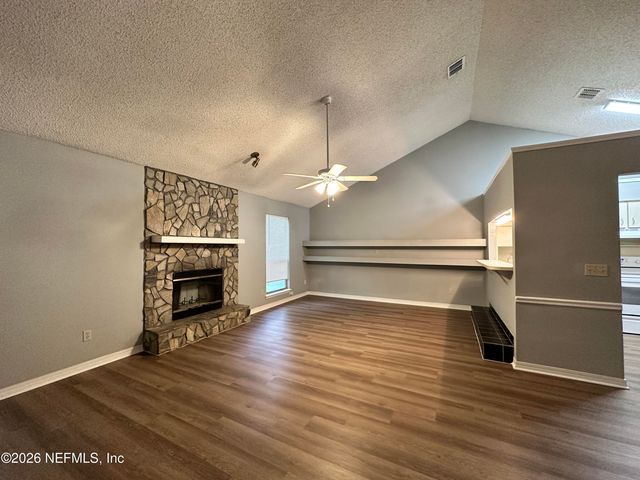 1680 SANDY HOLLOW Loop, Middleburg, FL 32068