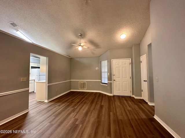 1680 SANDY HOLLOW Loop, Middleburg, FL 32068