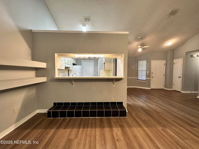 1680 SANDY HOLLOW Loop, Middleburg, FL 32068