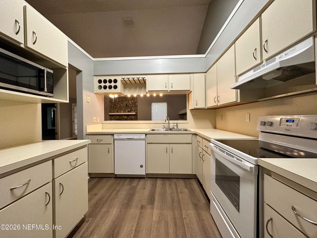 1680 SANDY HOLLOW Loop, Middleburg, FL 32068