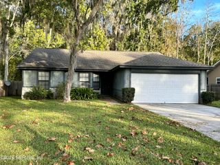 1680 SANDY HOLLOW Loop, Middleburg, FL 32068