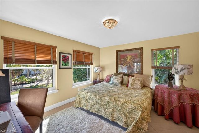 500 Kinzie Island CT, Sanibel, FL 33957