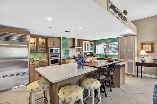 500 Kinzie Island CT, Sanibel, FL 33957