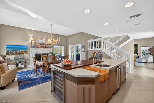 500 Kinzie Island CT, Sanibel, FL 33957