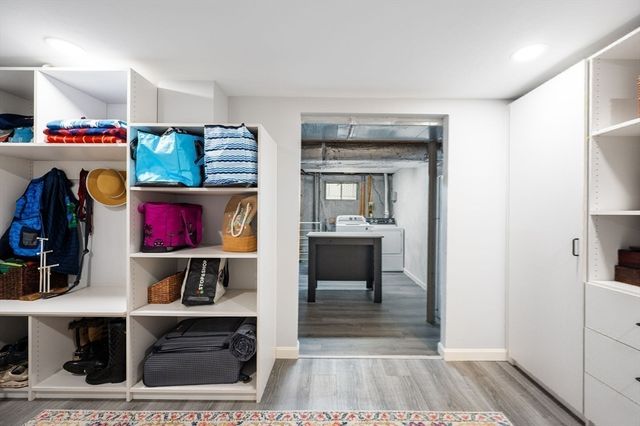 68 Old Post Rd, Walpole, MA 02032