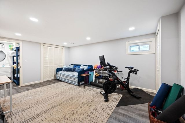 68 Old Post Rd, Walpole, MA 02032