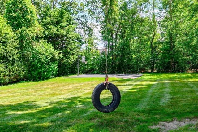 68 Old Post Rd, Walpole, MA 02032