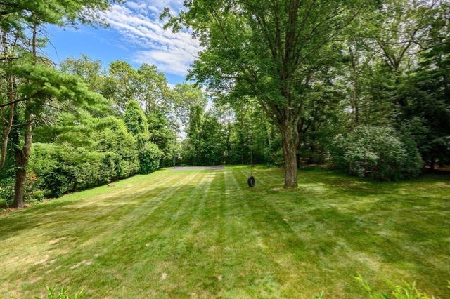 68 Old Post Rd, Walpole, MA 02032