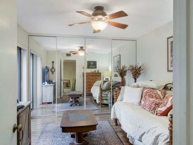 1010 10TH Way, West Palm Beach, FL 33407