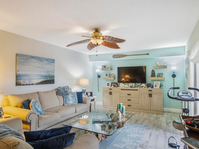 1010 10TH Way, West Palm Beach, FL 33407