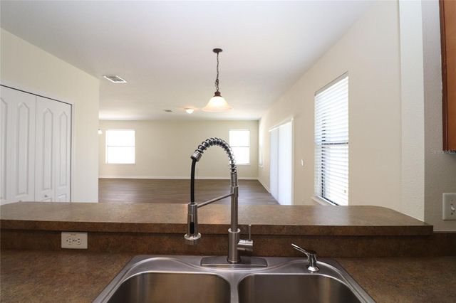 2229 TULIP VALLEY POINT, Sanford, FL 32771