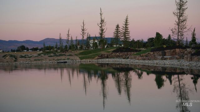 3584 N Harvest Moon Way, Eagle, ID 83616