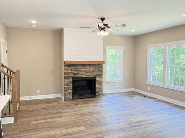 120 Hummingbird Way, Clarksville, TN 37043