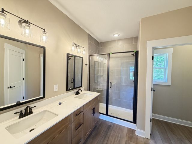 120 Hummingbird Way, Clarksville, TN 37043
