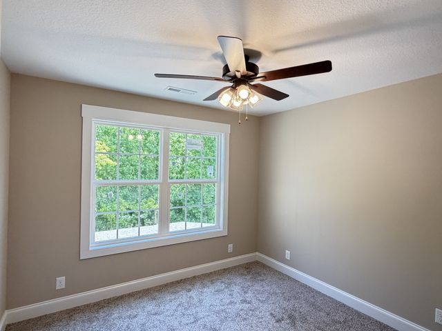 120 Hummingbird Way, Clarksville, TN 37043