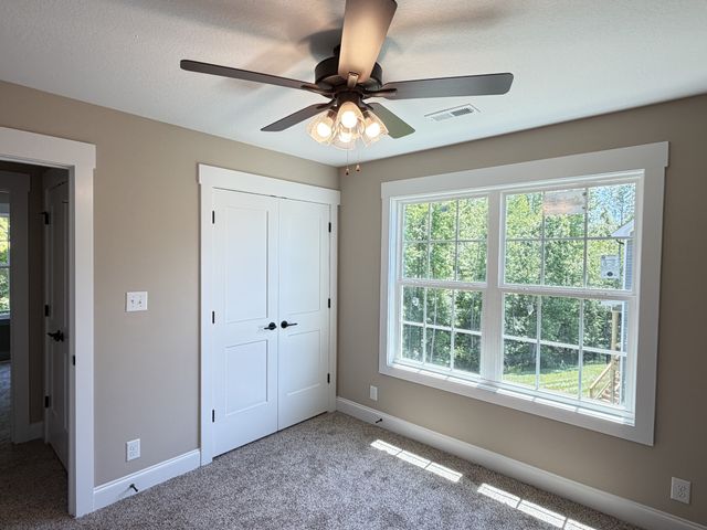120 Hummingbird Way, Clarksville, TN 37043