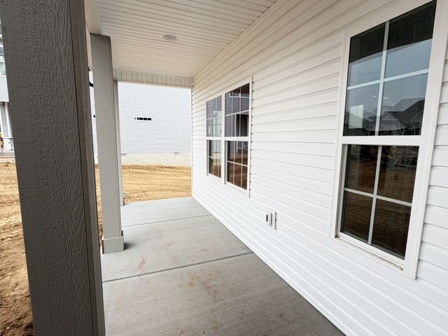 120 Hummingbird Way, Clarksville, TN 37043