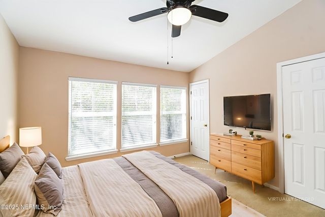 8424 THORNBUSH Court, Jacksonville, FL 32216