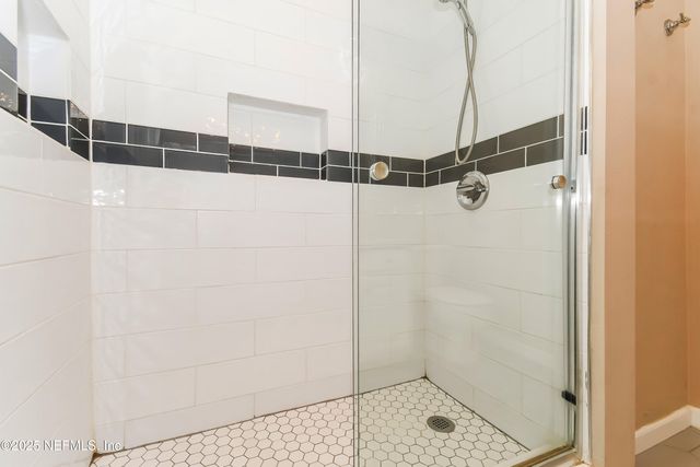 8424 THORNBUSH Court, Jacksonville, FL 32216