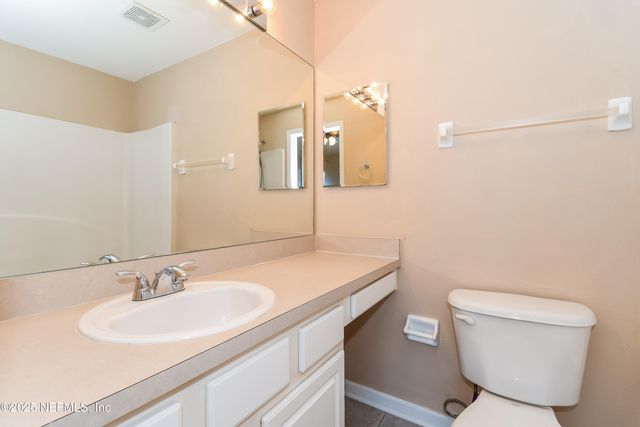 8424 THORNBUSH Court, Jacksonville, FL 32216