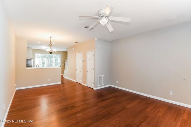 8424 THORNBUSH Court, Jacksonville, FL 32216