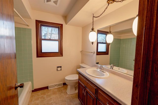 904 WINTON STREET, Wausau, WI 54403