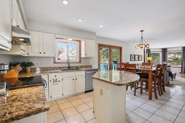 W336N5271 Wedgewood DRIVE, Nashotah, WI 53058