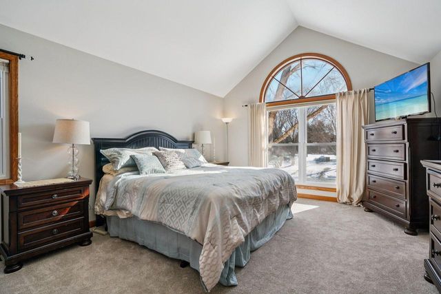 W336N5271 Wedgewood DRIVE, Nashotah, WI 53058