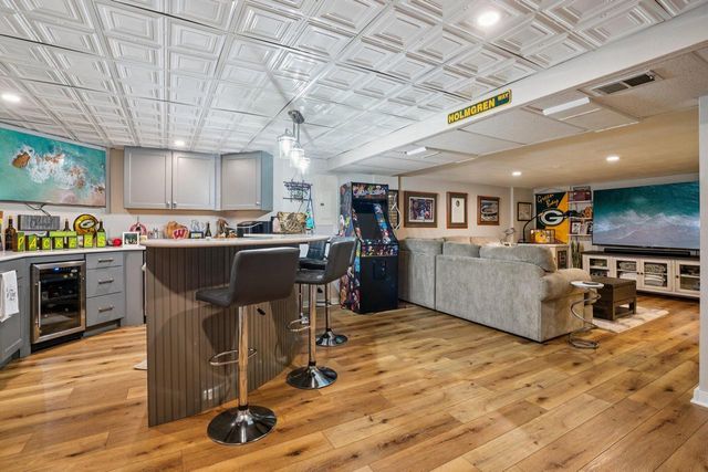 W336N5271 Wedgewood DRIVE, Nashotah, WI 53058