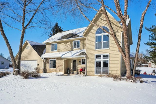 W336N5271 Wedgewood DRIVE, Nashotah, WI 53058