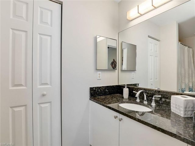 1205 Reserve WAY 302, Naples, FL 34105