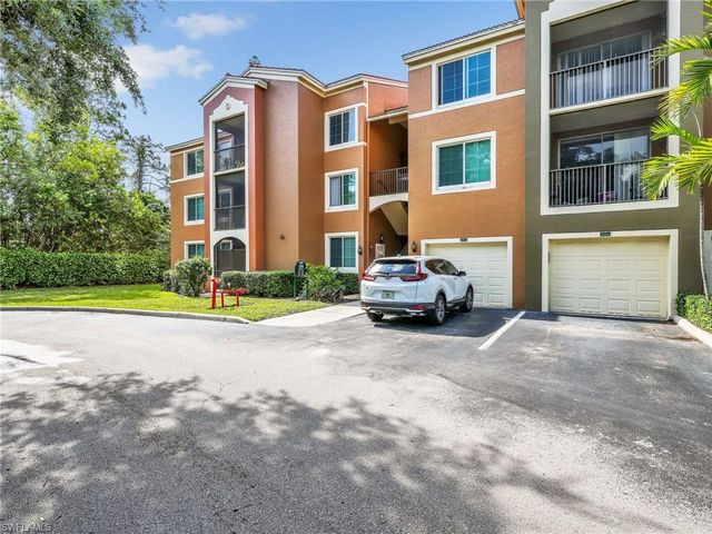 1205 Reserve WAY 302, Naples, FL 34105