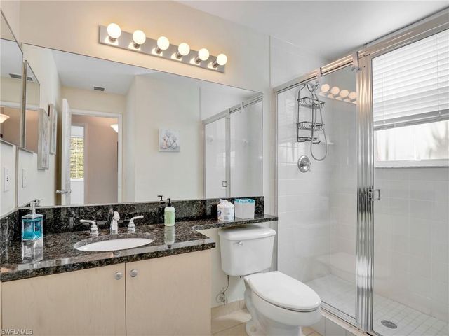 1205 Reserve WAY 302, Naples, FL 34105