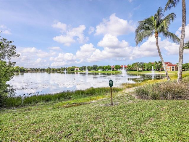 1205 Reserve WAY 302, Naples, FL 34105