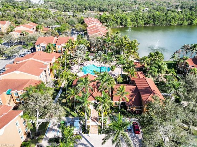 1205 Reserve WAY 302, Naples, FL 34105