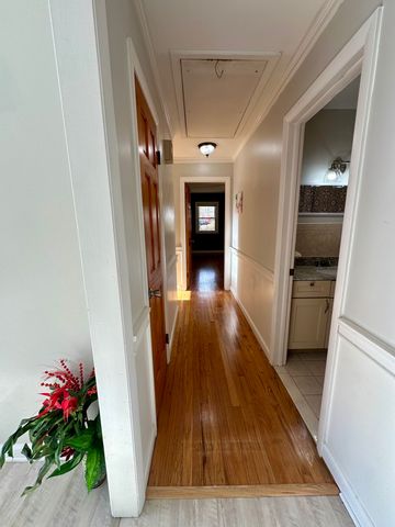 50 North Glenwoods Road, Ledyard, CT 06335