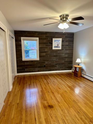 50 North Glenwoods Road, Ledyard, CT 06335