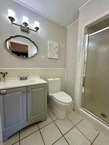 50 North Glenwoods Road, Ledyard, CT 06335