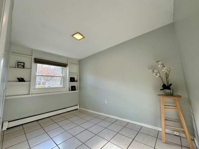 50 North Glenwoods Road, Ledyard, CT 06335