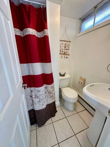 50 North Glenwoods Road, Ledyard, CT 06335