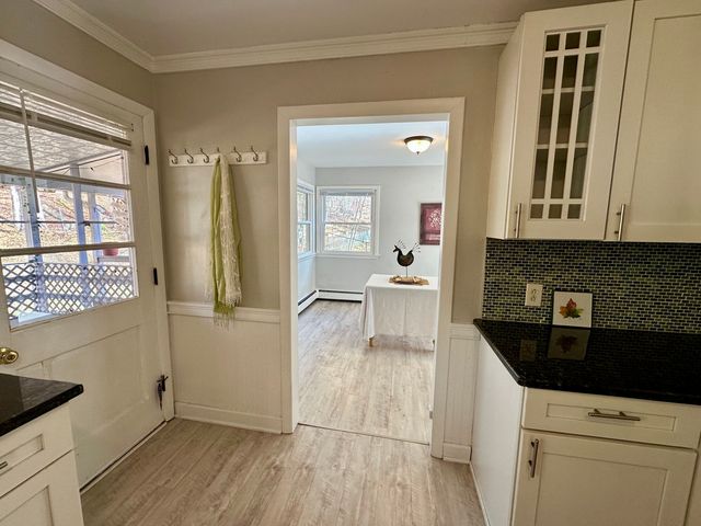 50 North Glenwoods Road, Ledyard, CT 06335